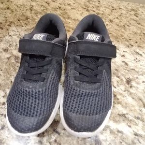 Little Boys Nike Tennis Shoes